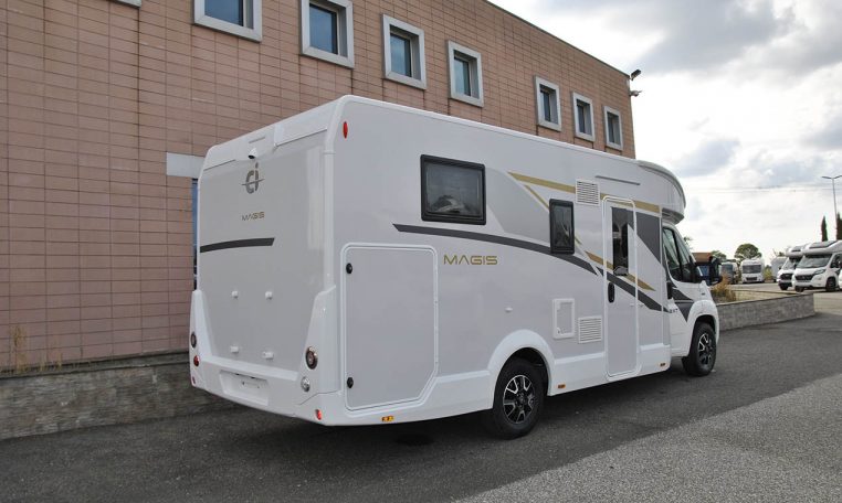 ci-magis62xt-caravanbacci