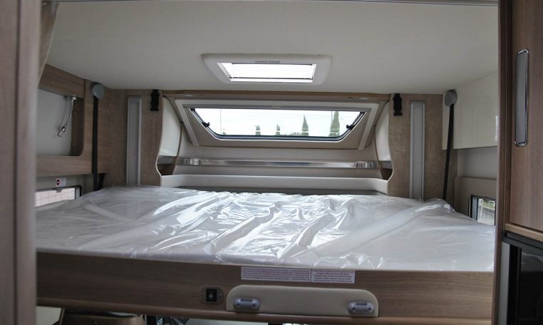 Interno Camper Laika-ecovip l4009ds | Caravanbacci.com