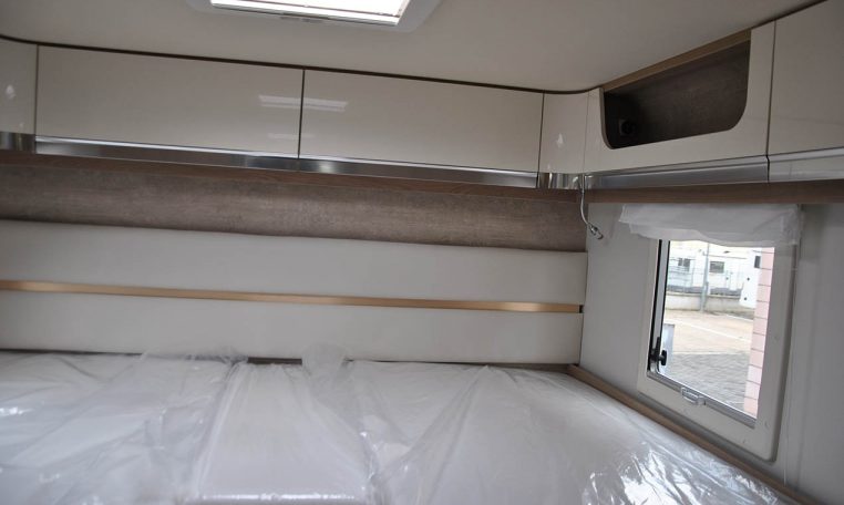 Interno Camper Laika-ecovip l4009ds | Caravanbacci.com