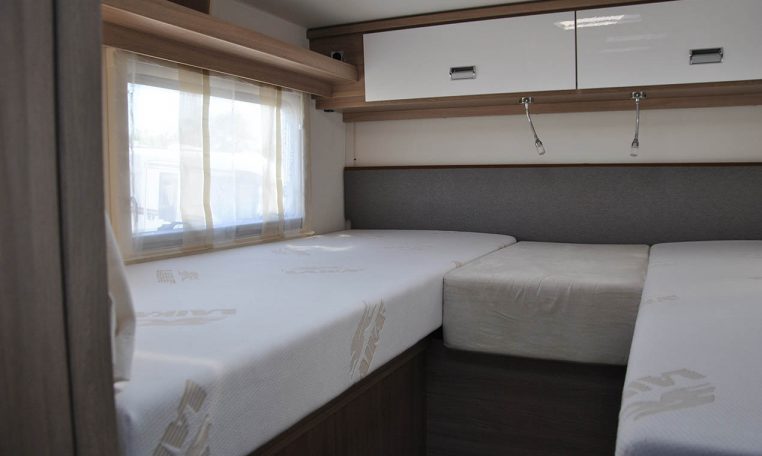 Interno Camper Laika-kosmo209 | Caravanbacci.com