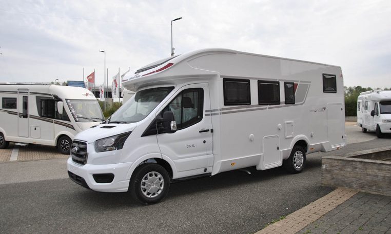 rollerteam-kronos287tl-caravanbacci