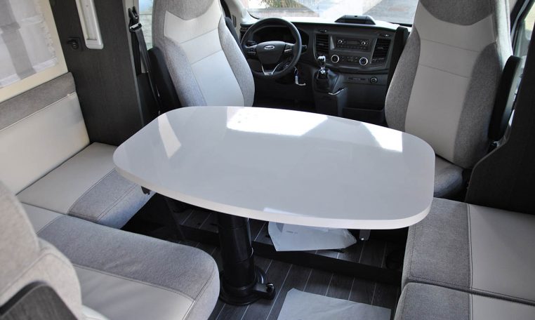 Tavolo Camper Rollerteam kronos295tl | Caravanbacci.com
