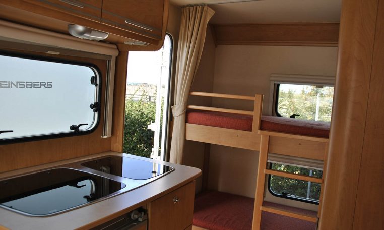 sterkeman-370cestarlett-caravanbacci