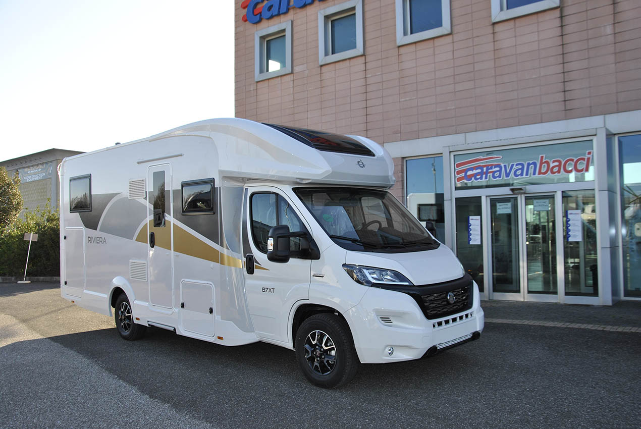 ci-riviera87xt-caravanbacci