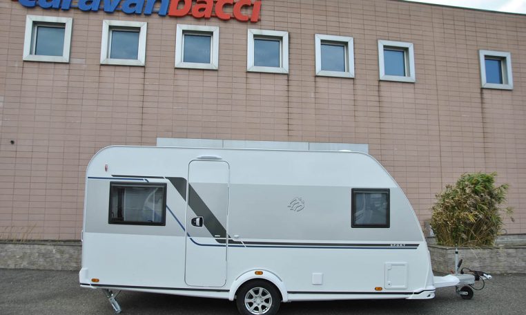 knaus-sport450fu-caravanbacci