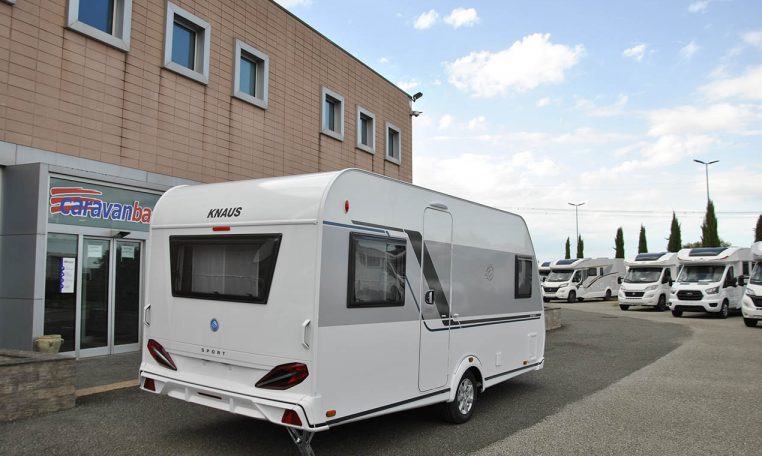 knaus-sport450fu-caravanbacci