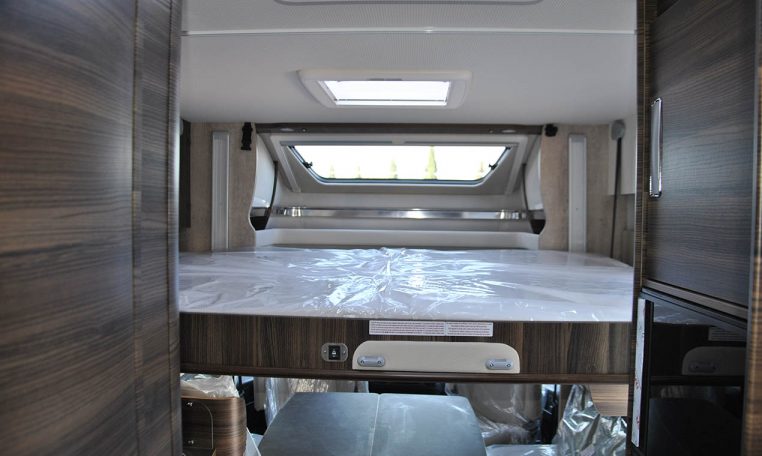 Interno camper Laika-ecovipL4012ds | Caravanbacci.com