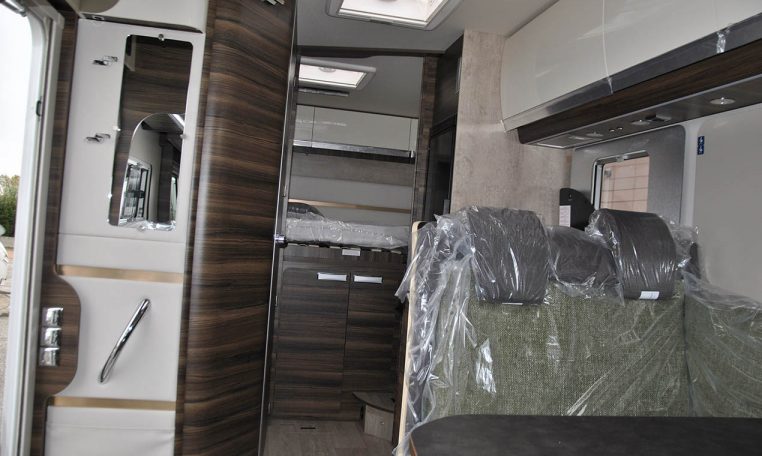 Interno Camper Laika-ecoviph3010 | Caravanbacci.com