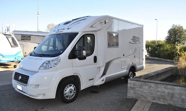 laika-x595r-caravanbacci