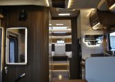 Interno camper Mobilvetta Krosser P 64 | Caravanbacci.com