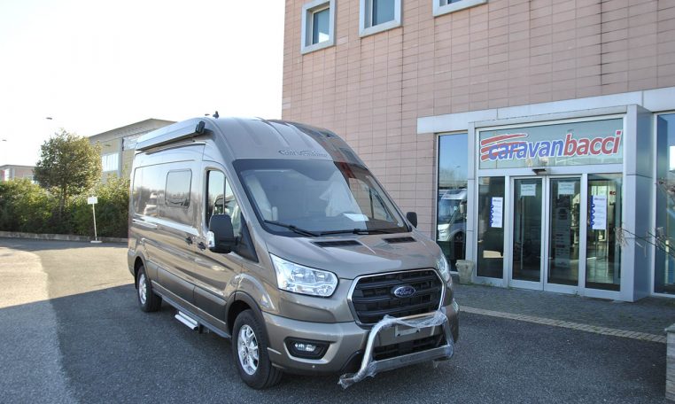 fontvendome-fortyvan-caravanbacci