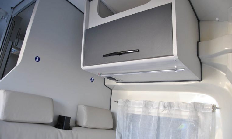 fontvendome-fortyvan-caravanbacci