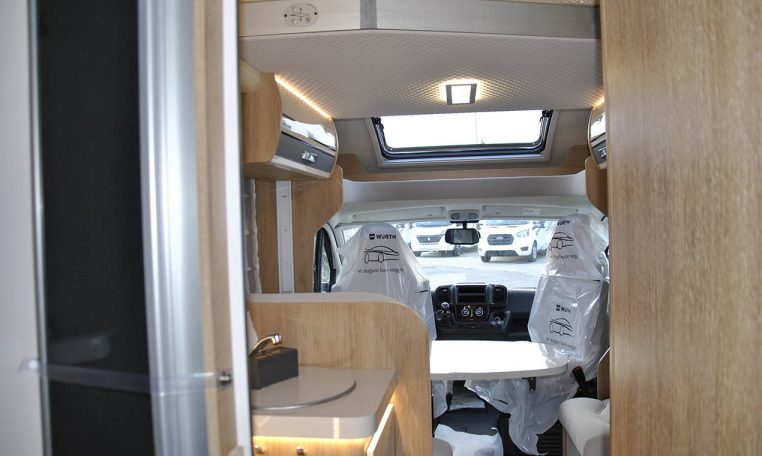 rt-zefiro265tl-caravanbacci