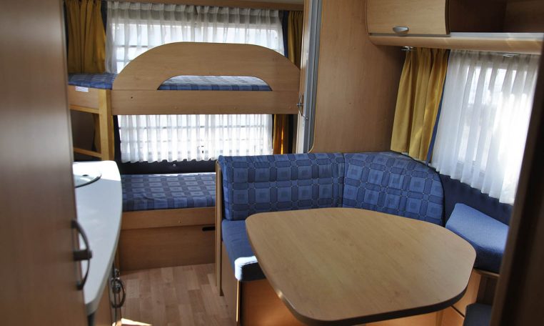 knaus-sudwind550fsk-caravanbacci