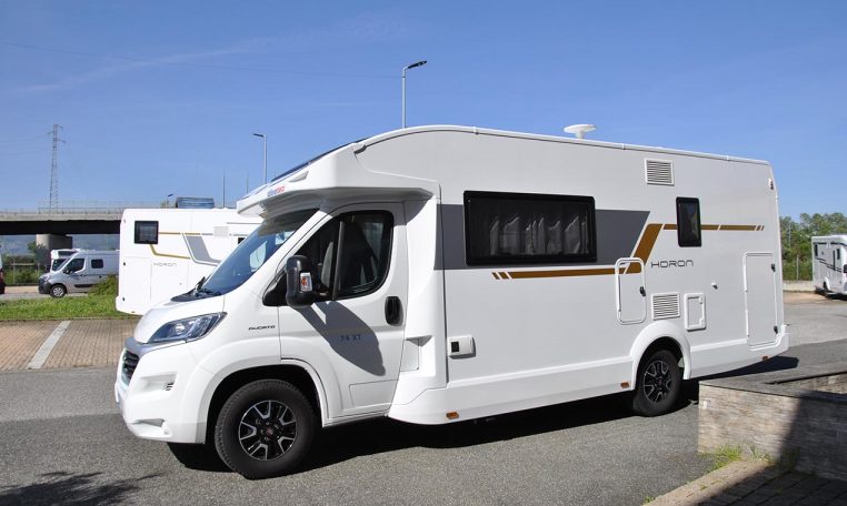 ci-horon74xt-caravanbacci