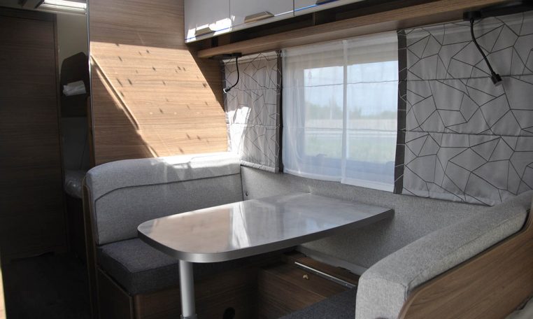 knaus-sport500kd-caravanbacci