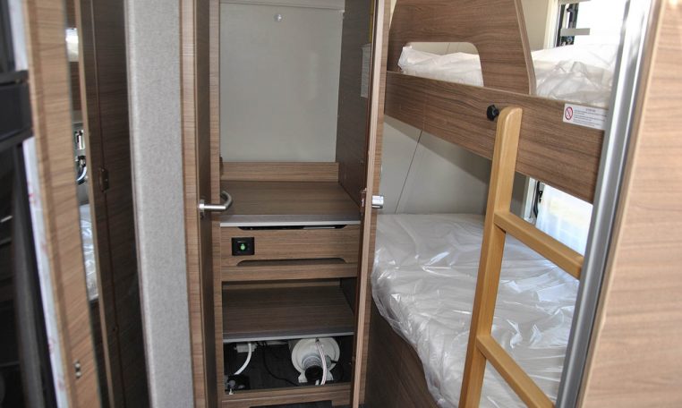 knaus-sport500kd-caravanbacci