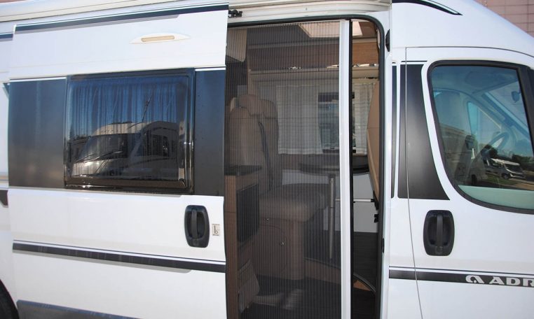 adria-twin600spbfamily-caravanbacci