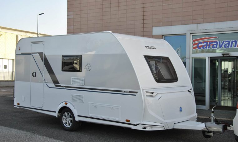 knaus-sport420qd-caravanbacci