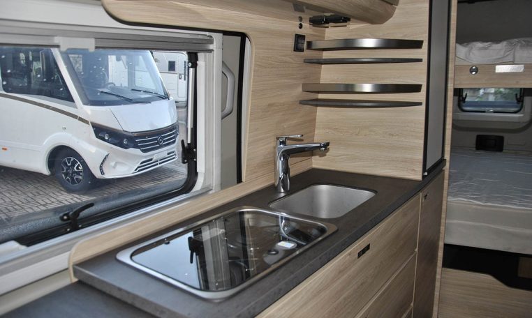 knaus-boxstar600family-caravanbacci