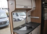 carthago-compact143le-caravanbacci