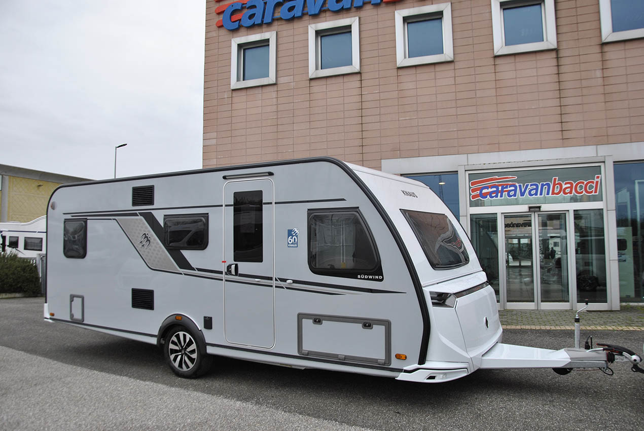 knaus-sudwind580qs-caravanbacci