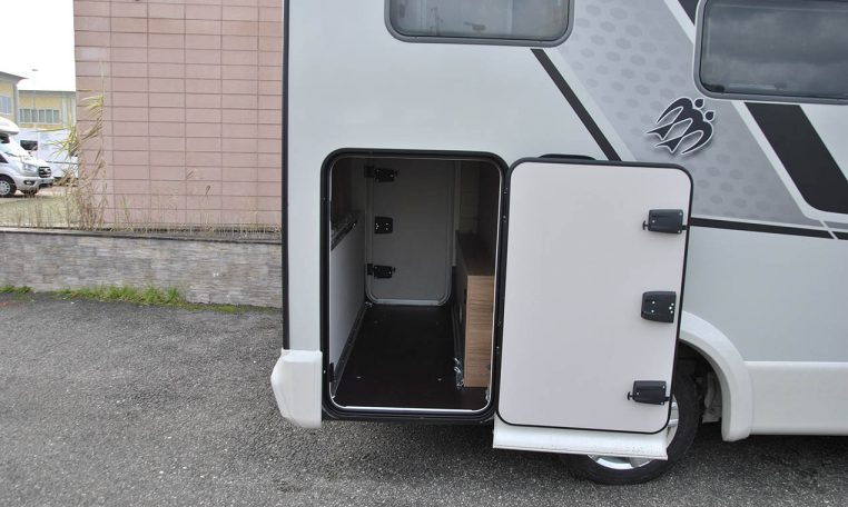 knaus-tourervan500mqvansation-caravanbacci