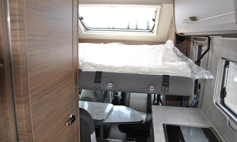 knaus-tourervan500mqvansation-caravanbacci