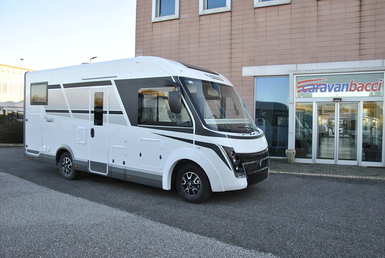 mobilvetta-kyacht64-caravanbacci