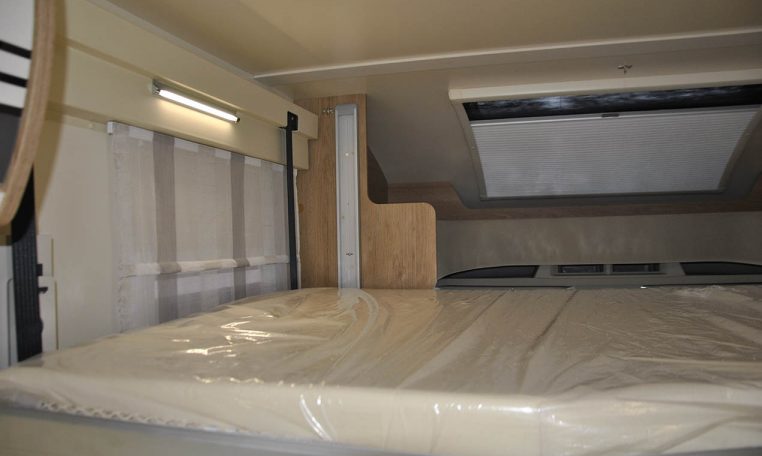 rollerteam-zefiro295tl-caravanbacci
