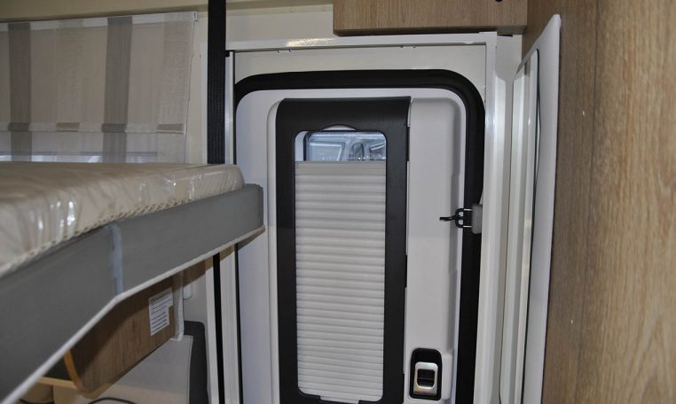 rollerteam-zefiro295tl-caravanbacci