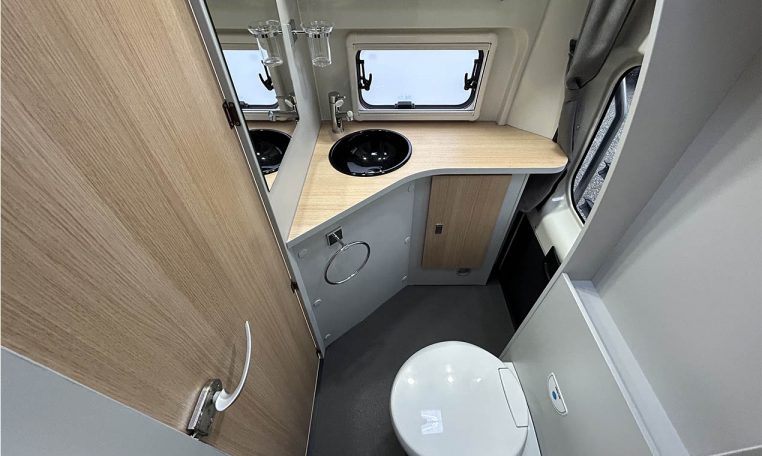 fontvendome-h300-caravanbacci