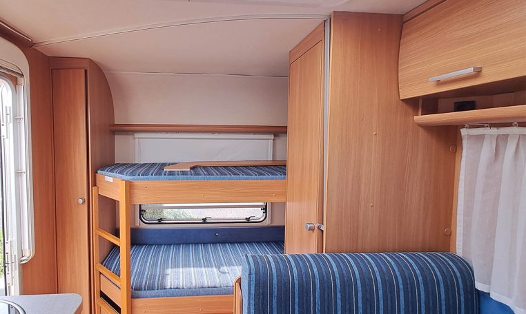 knaus-sport500fdk-caravanbacci