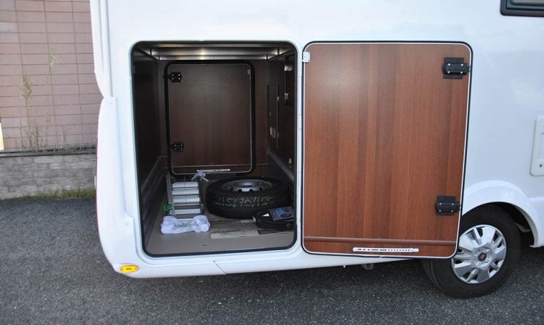 rimor-superbrig695tc-caravanbacci