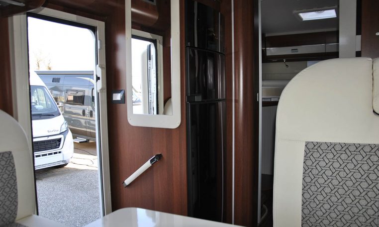 rimor-superbrig695tc-caravanbacci