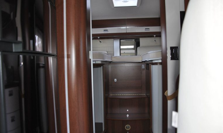 rimor-superbrig695tc-caravanbacci