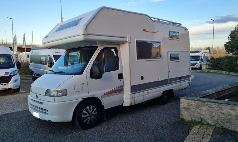 elnagh-doral105-caravanbacci