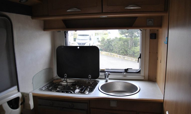 mclouis-glen432-caravanbacci