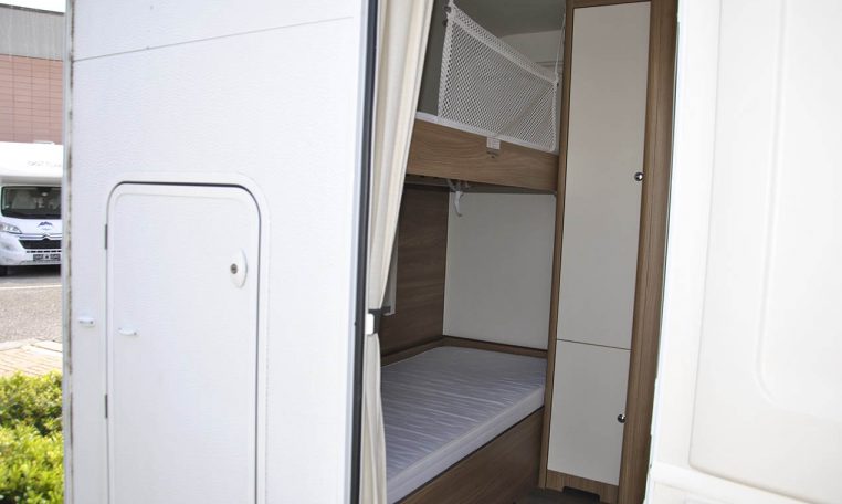 burstner-premiolife490-caravanbacci