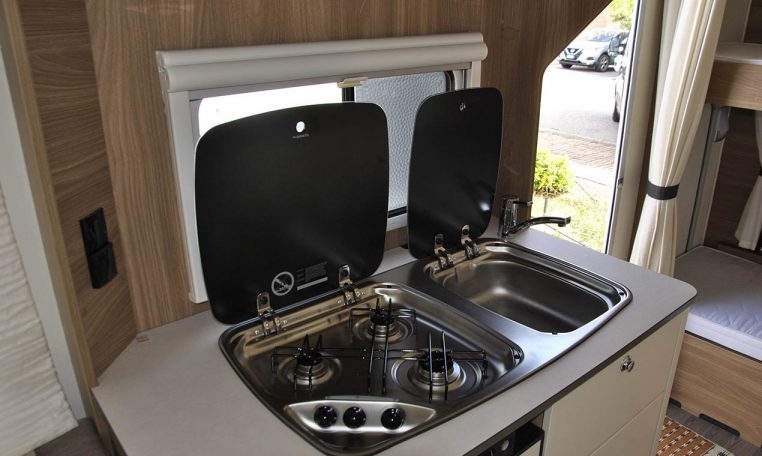 burstner-premiolife490-caravanbacci