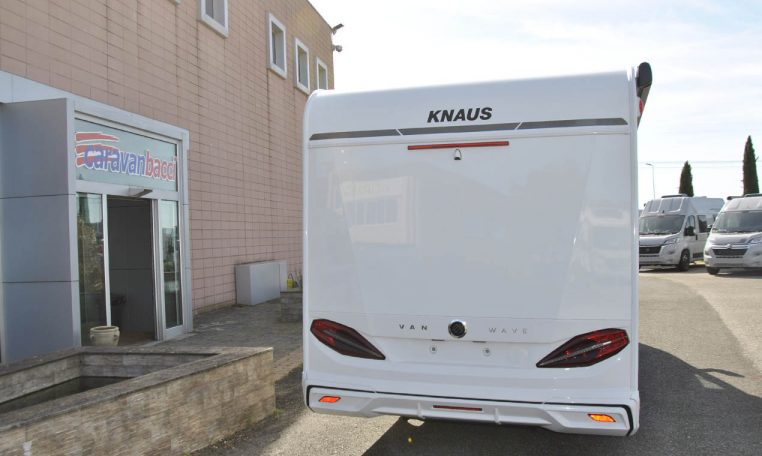 knaus-vanwave640manvansation-caravanbacci