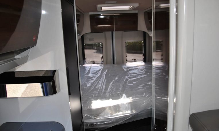 mobilvetta-admiral6.5-caravanbacci