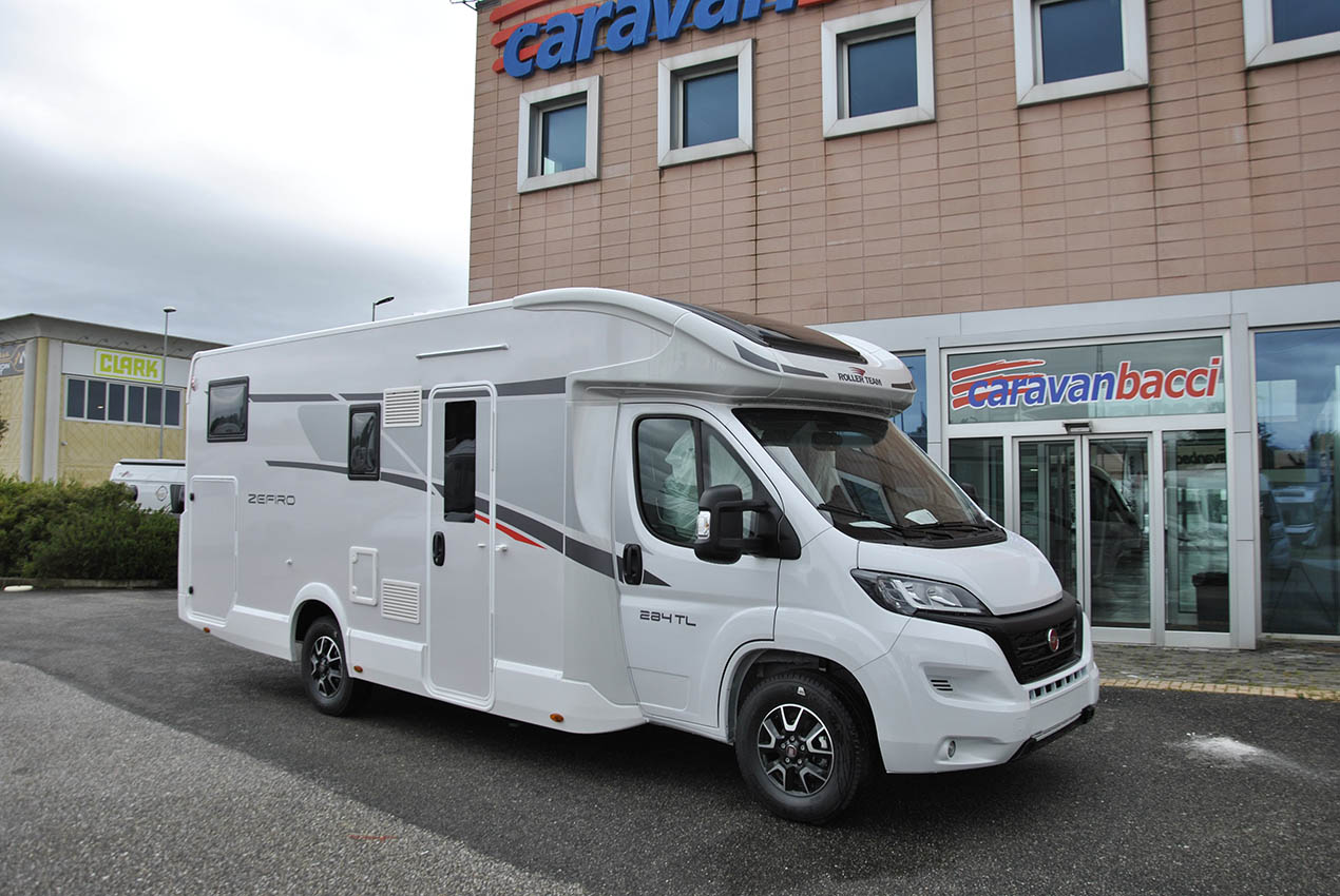 rollerteam-zefiro284tl-caravanbacci