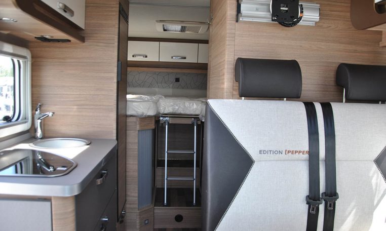 weinsberg-caracompact600megeditionpepper-caravanbacci