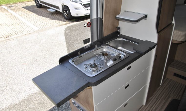 malibu-640le-caravanbacci