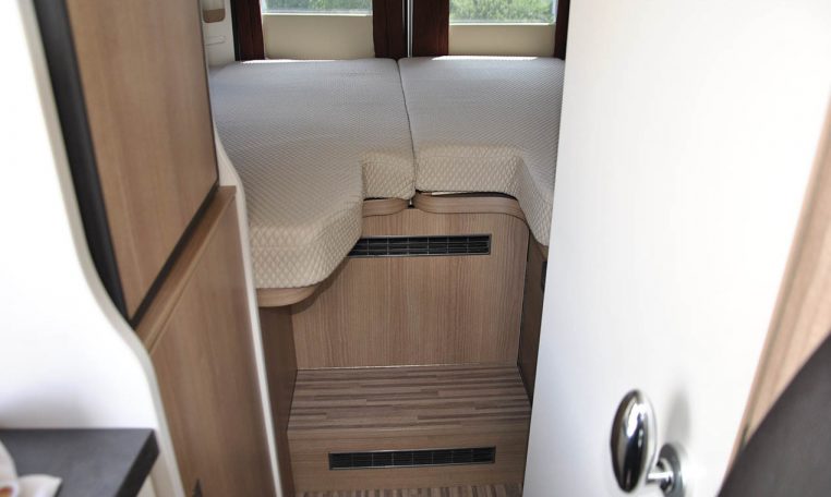 malibu-640le-caravanbacci