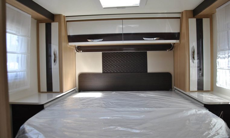 mclouis-mc4279-caravanbacci