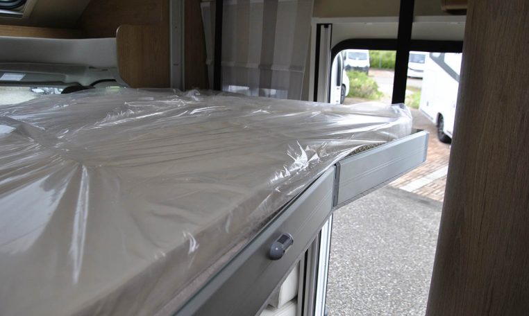 rollerteam-zefiro285tl-caravanbacci