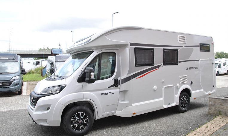 rollerteam-zefiro295tl-caravanbacci
