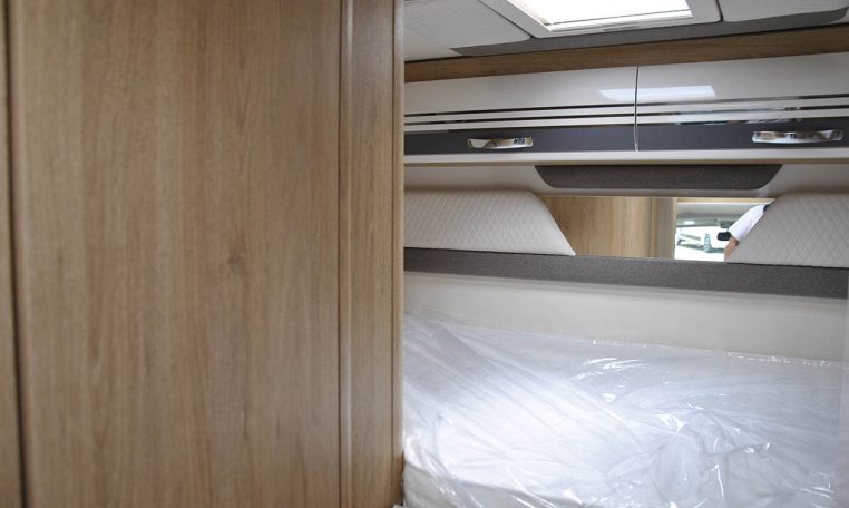 rollerteam-zefiro295tl-caravanbacci